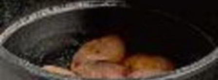 картофель с соусами мохо. Шаг 5