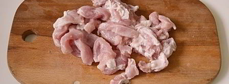 жареная картошка с мясом в мультиварке. Шаг 3