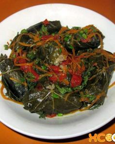 Долма из маринованных листьев