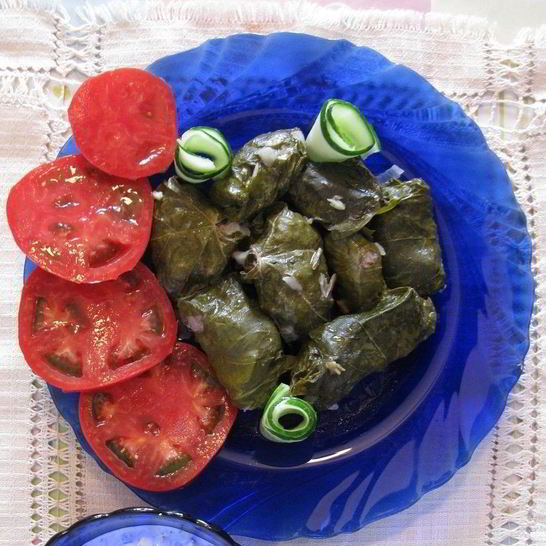 Рецепт долмы из свежих листьев винограда