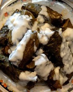 Долма с виноградными листиками