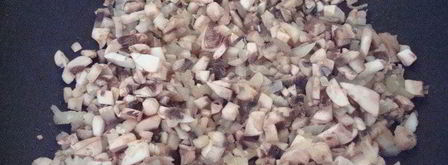 мини-голубцы с вино-вишневым соусом. Шаг 2