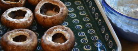 фаршированные грибы с крабовым соусом. Шаг 2