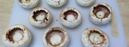 грибы фаршированные. Шаг 2