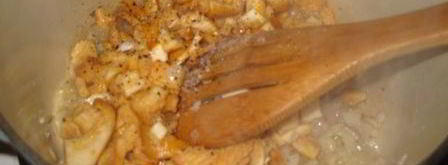 лисички жареные. Шаг 2