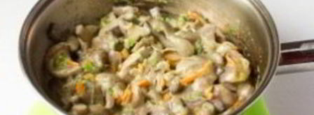 маслята, тушеные в сметане. Шаг 4