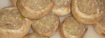 шампиньоны, фаршированные мясом. Шаг 4