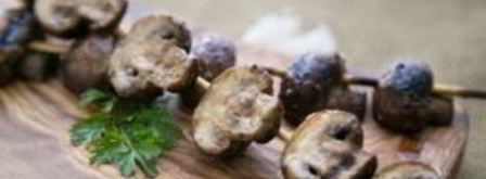 шампиньоны на шпажках. Шаг 7