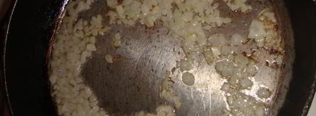 шампиньоны, запеченные с помидором и сыром. Шаг 3