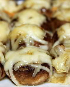 Шампиньоны, запеченные с сыром