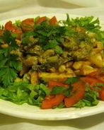 Тушеные грибы с курицей