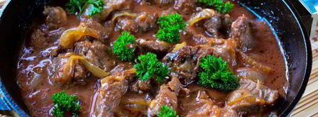 гуляш из говядины с подливкой. Шаг 7