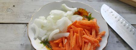 гуляш из курицы с подливкой. Шаг 2