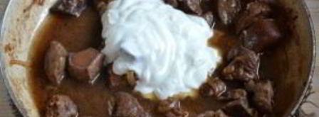 гуляш из печени со сметаной. Шаг 5