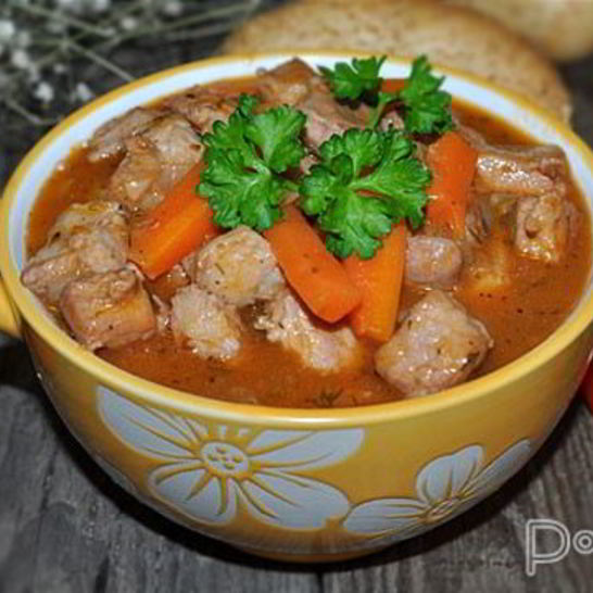 Рецепт гуляша из свинины с вином