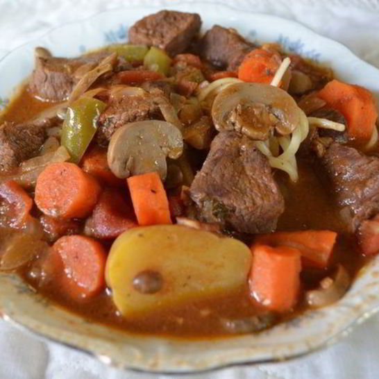 Рецепт праздничного гуляша