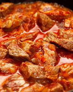 Венгерский гуляш со сладким перцем