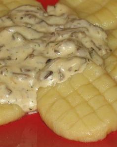 Картофельные ньокки с грибным соусом