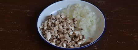 картофельные котлеты с грибным соусом. Шаг 7