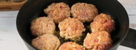 котлеты из индейки с жареными яблоками. Шаг 2