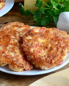 Котлеты из крабовых палочек с сыром