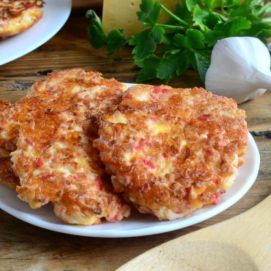 Рецепт котлет из крабовых палочек с сыром