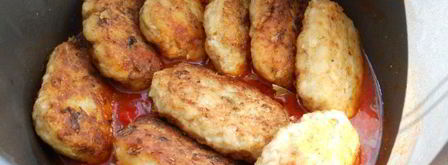 котлеты из куриного фарша с капустой тушеные в томате. Шаг 7