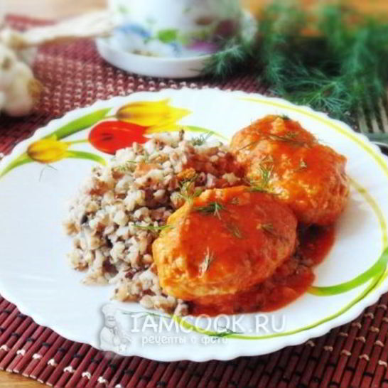 Рецепт котлет с рисом и чесноком в томатном соусе