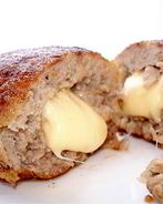 Куриные котлеты с сыром внутри