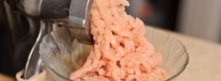 куриные котлеты с сыром внутри. Шаг 2