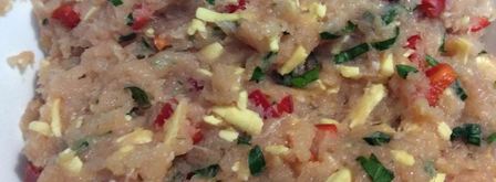 нежные куриные котлеты с болгарским перцем и сыром. Шаг 4