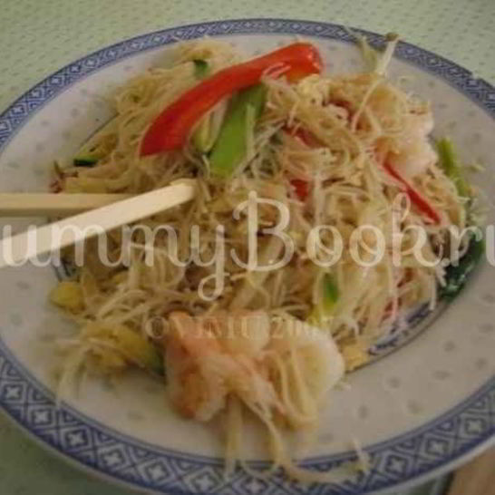 Рецепт лапши рисовой с овощами и креветками