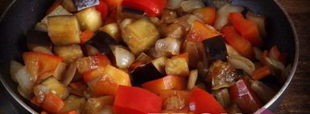 лапша удон с овощами в кисло-сладком соусе. Шаг 7