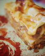 Лазанья с мясным фаршем и пармезаном