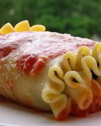 Лазанья в рулетиках