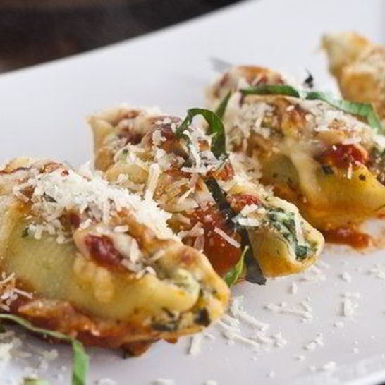 Рецепт фаршированных макарон ракушки с сыром и шпинатом