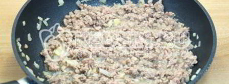 макароны с фаршем на сковороде. Шаг 3