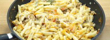 макароны с фаршем на сковороде. Шаг 9