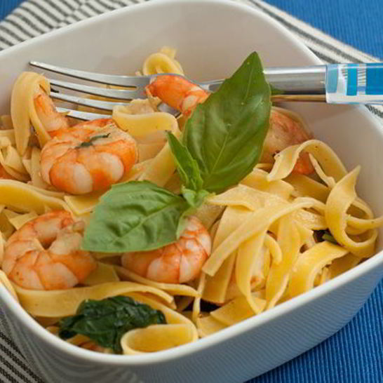 Рецепт пасты с креветками и базиликом