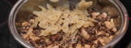 паста с лисичками и курицей. Шаг 4