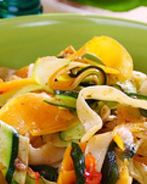 Паста с овощами и шпинатом