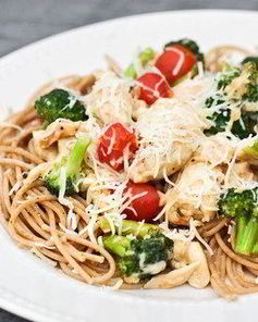 Спагетти с красным вином и брокколи