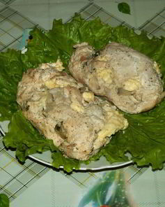 Куриная грудка с грибами и сыром