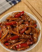 Курица под соусом терияки с овощами