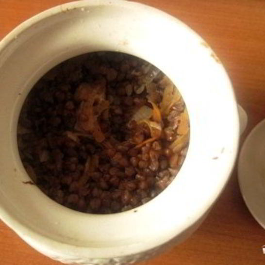 Рецепт свинины с гречкой в горшочке