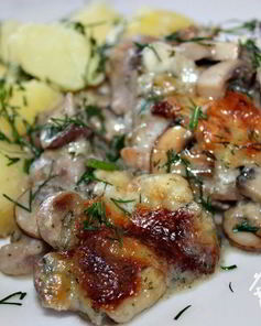 Свинина с шампиньонами запеченные в сливочном соусе