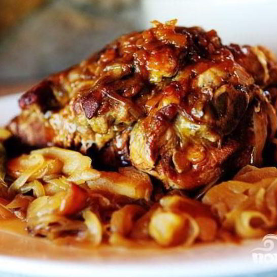 Рецепт свинина с яблоками, луком и диким рисом