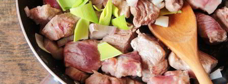 свинина в горшочках. Шаг 3