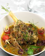 Тушеная баранья голяшка