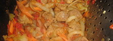 тушеное мясо с картошкой. Шаг 2